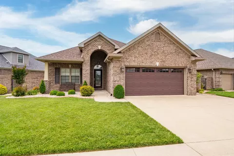 610 Stableford Cir, Owensboro, KY 42303