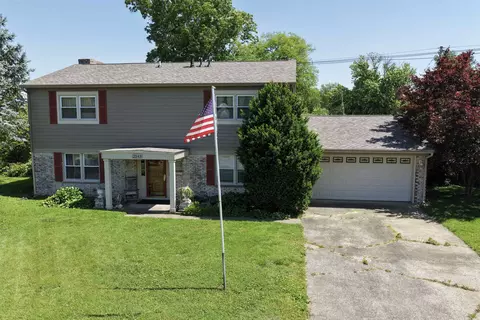 2545 Chant Ct, Owensboro, KY 42301