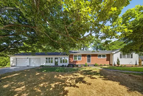 4131 Thruston Dermont Rd, Owensboro, KY 42303