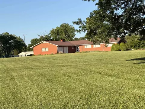 3555 S Ky 261, Hardinsburg, KY 40143