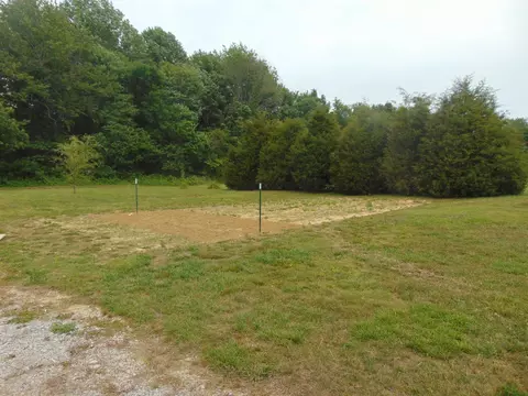 Exterior - 404 J Carroll Rd, Bee Spring, KY 42207 photo 7 of 8