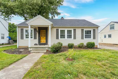 817 Cottage Dr, Owensboro, KY 42301