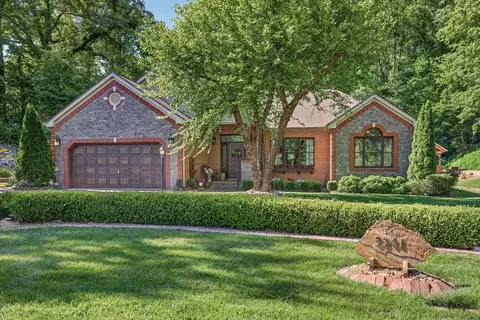 5341 Beech Hill Ln, Owensboro, KY 42301