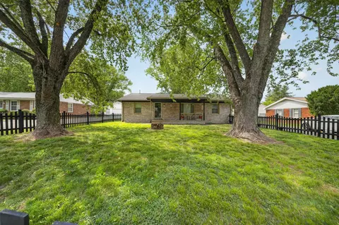 2109 S Downey Dr, Henderson, KY 42420