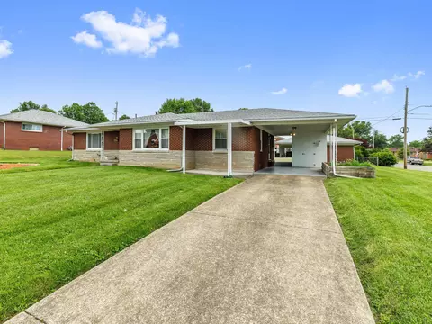 750 Dixiana Dr, Owensboro, KY 42303