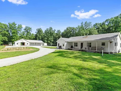 620 Baker Ln, Hawesville, KY 42348