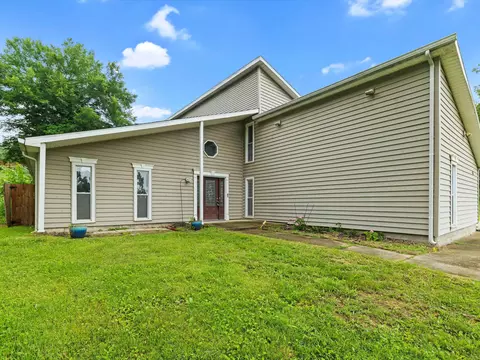 515 Hillcrest Cir, Hawesville, KY 42348
