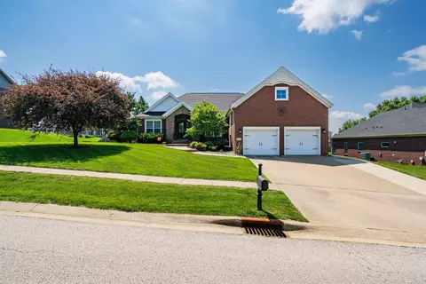 2309 Deer Valley Blvd, Utica, KY 42376