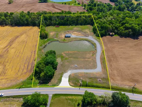 12425 Hwy 431, Utica, KY 42376