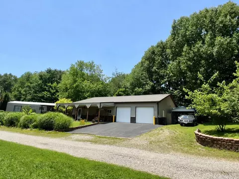 80 Mapleleaf Lake Cir, Utica, KY 42376