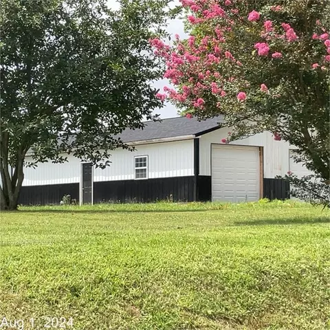 8316 Joe Haynes Rd, Whitesville, KY 42378