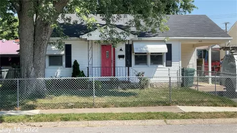 1617 W 1st St, Owensboro, KY 42301