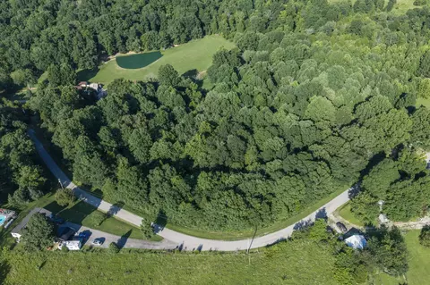000 S Middle Patesville Rd, Hawesville, KY 42348