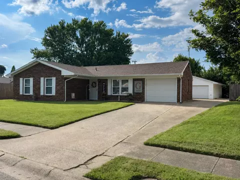 3305 Raven Dr, Owensboro, KY 42301