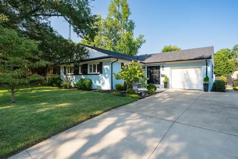 2019 Griffith Pl E, Owensboro, KY 42301
