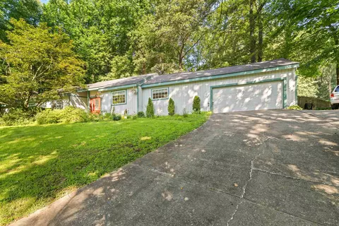 216 Fern Hill Dr, Owensboro, KY 42301