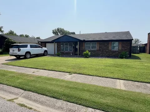 2236 Twenty Grand Ave, Owensboro, KY 42301