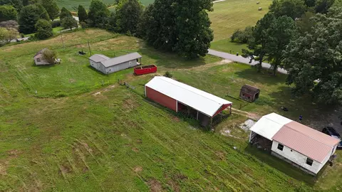 4149 Greenbriar Rd, Utica, KY 42376