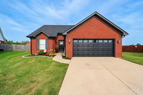 5300 Summercrest Dr, Owensboro, KY 42301