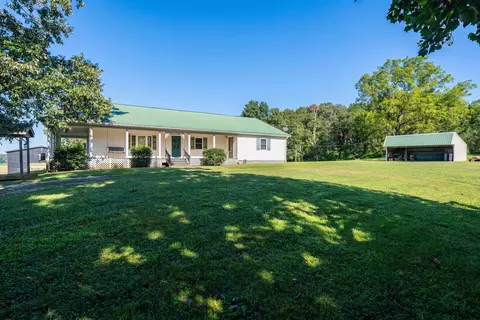Exterior - 10093 Lanham Rd, Philpot, KY 42366 photo 1 of 6