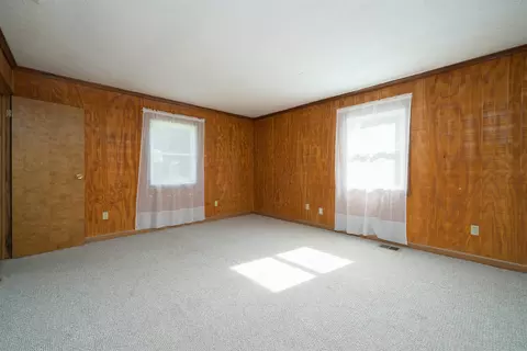 Bedroom - 10093 Lanham Rd, Philpot, KY 42366 photo 1 of 3