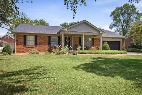 3431 Ashlawn Dr, Owensboro, KY 42301
