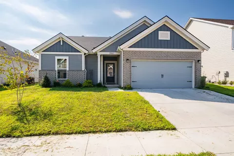 2061 Pebblewood Dr, Owensboro, KY 42303