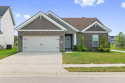 2240 Skaggs Ct, Owensboro, KY 42301