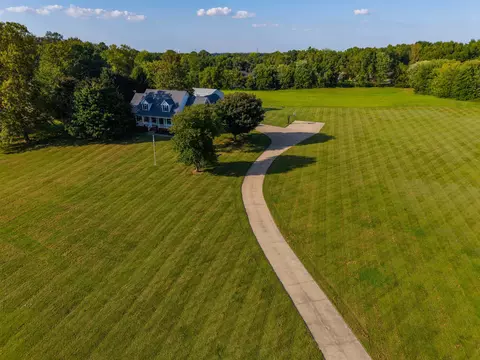 3211 Pleasant Valley Rd, Owensboro, KY 42303