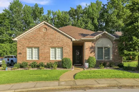 4213 Upper Spring Ct, Owensboro, KY 42303
