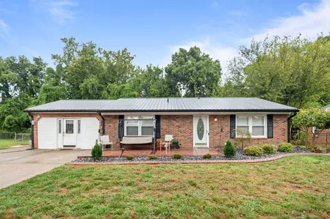 2933 Yosemite Dr, Owensboro, KY 42301