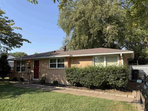 3408 Surrey Dr E, Owensboro, KY 42301