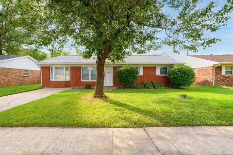 1026 Gardenside Dr, Owensboro, KY 42301