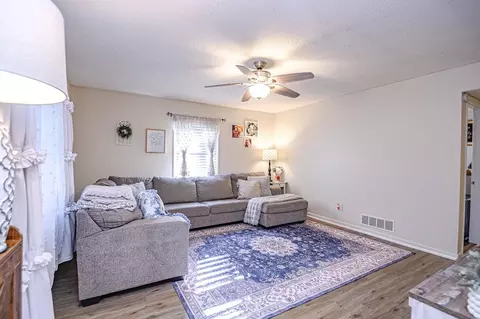 Living - 6510 Cherry Ct, Utica, KY 42376 photo 1 of 2