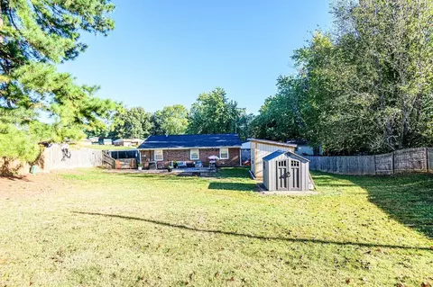 Exterior - 6510 Cherry Ct, Utica, KY 42376 photo 2 of 4