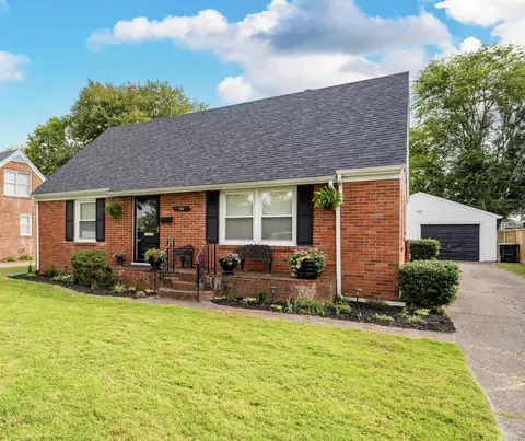 700 Suffolk Dr, Owensboro, KY 42303