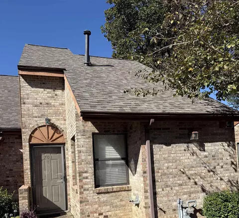 701 Chuck Gray Ct, Owensboro, KY 42303