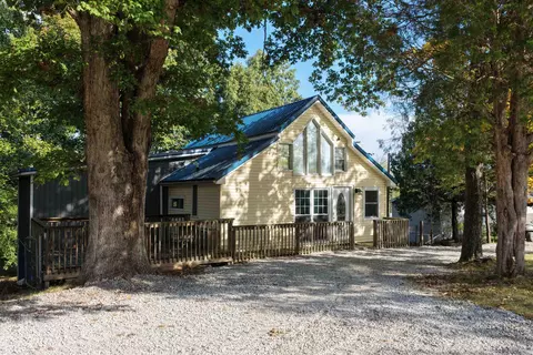 247 Shawnee Cir, Falls Of Rough, KY 40119