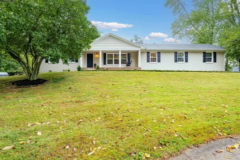 1350 Woodmere Ln, Owensboro, KY 42303