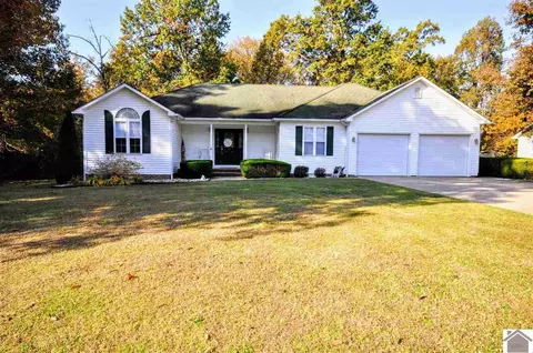 35 Mitchell Dr, Mayfield, KY 42066 photo 1