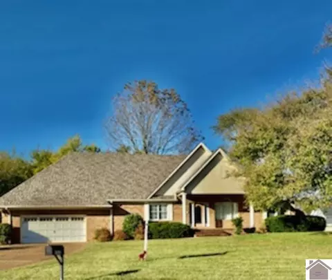 1902 Azalea, Murray, KY 42071 photo 1