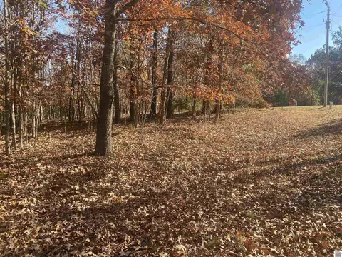 000 Faust Rd, Benton, KY 42045