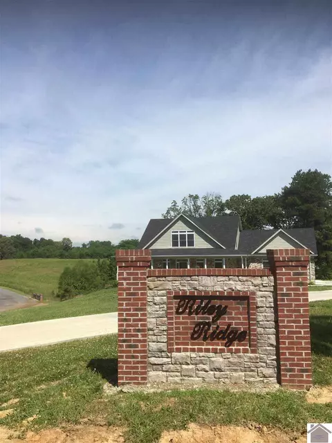 lot3 Commadore, Benton, KY 42025