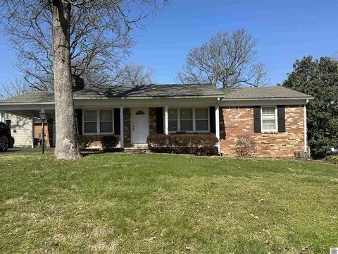 416 Construction Dr, Mayfield, KY 42066 photo 1
