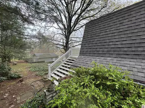 Exterior - 894 Forest Dr, Benton, KY 42025 photo 13 of 14