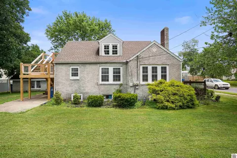 1210 Olive St, Murray, KY 42071 photo 3