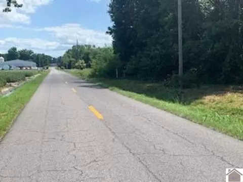 473 Needmore Rd, Lacenter, KY 42056