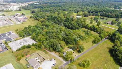 4231 Hansen Rd, Paducah, KY 42001