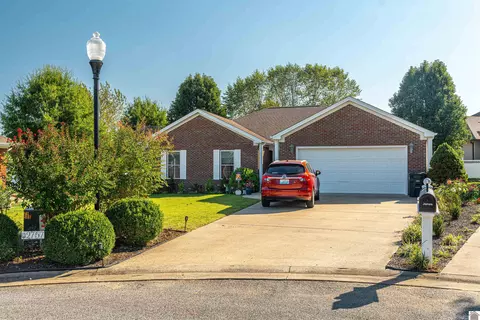 Exterior - 2757 Legends Dr, Paducah, KY 42001 photo 1 of 3