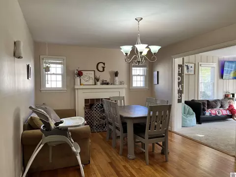 Dining - 307 E 14th St, Benton, KY 42025 photo 2 of 3
